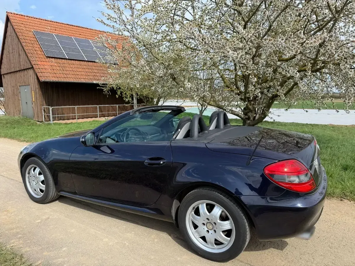 Gebraucht Mercedes SLK200 184 PS (135 kW) 2008 Schwarz Cabrio