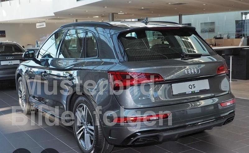 Grau Gebraucht 2018 Audi Q5 SUV | 32.500 € - Bild 1/1