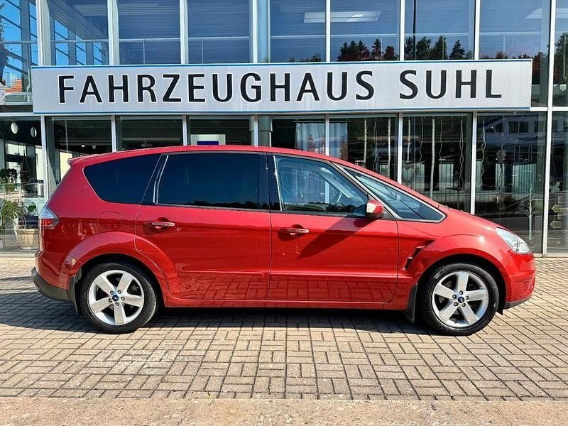 Gebraucht Ford S-MAX Titanium 160 PS (117 kW) 2008 Rot Van / Kleinbus