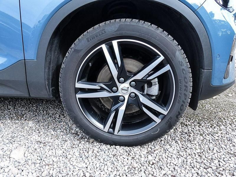 Gebraucht Volvo XC40 Plus 197 PS (144 kW) 2025 Fjord blue / metallic SUV