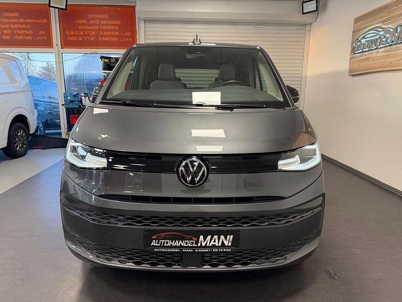 Gebraucht VW Multivan 150 PS (110 kW) 2023 Grau Van