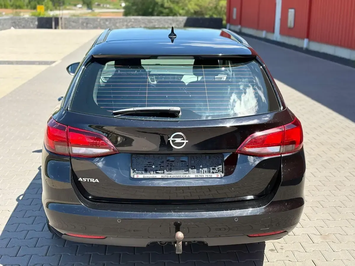 Gebraucht Opel Astra 136 PS (100 kW) 2019 Schwarz Kombi