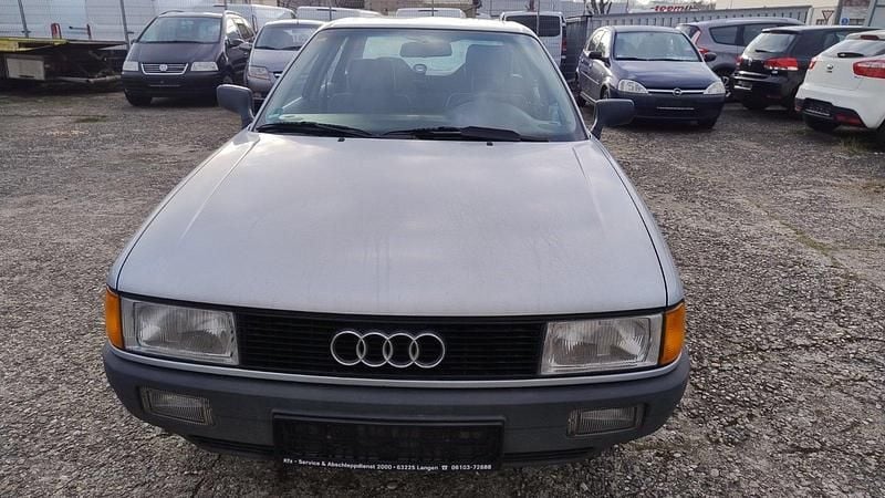 Gebraucht Audi 80 90 PS (66 kW) 1989 Silber Limousine