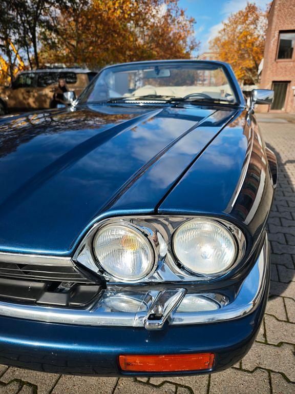 Blau Gebraucht 1995 Jaguar XJS Cabrio | 28.000 € - Bild 1/4