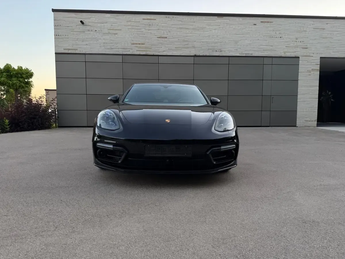 Gebraucht Porsche Panamera 4 462 PS (339 kW) 2019 Schwarz Kleinwagen