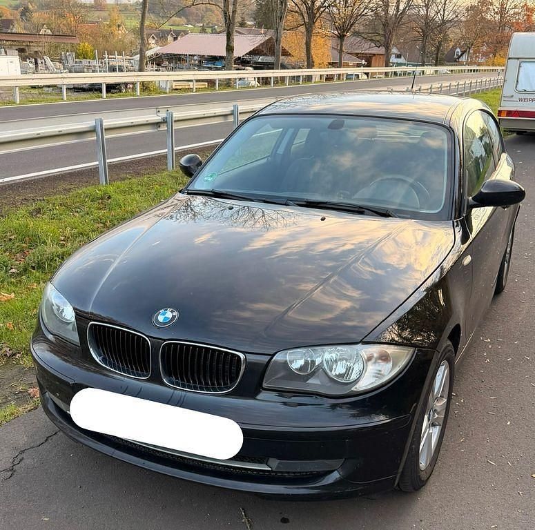 Schwarz Gebraucht 2007 BMW 116 Kleinwagen | 2.599 € (Guter Preis) - Bild 1/4