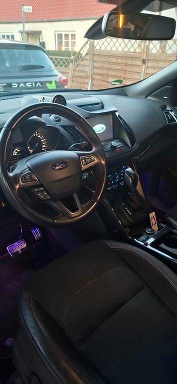 Gebraucht Ford Kuga ST-Line 150 PS (110 kW) 2018 Grau SUV