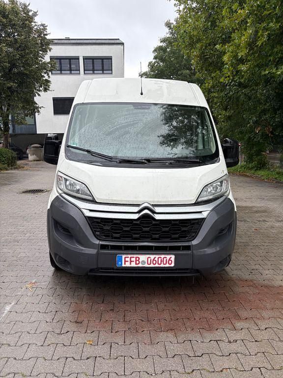 Weiß Gebraucht 2016 Citroën Jumper Van / Kleinbus | 8.499 € (Superpreis) - Bild 1/4