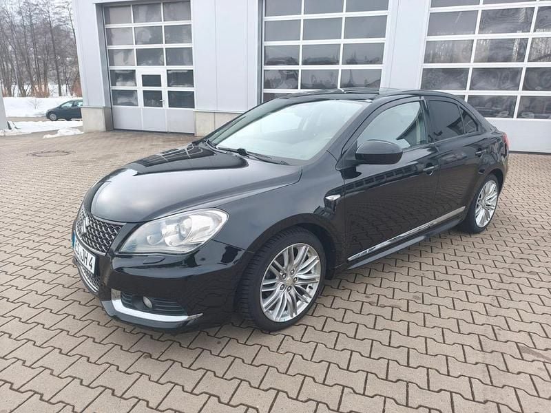 Gebraucht Suzuki Kizashi Sport 178 PS (130 kW) 2011 Schwarz Limousine