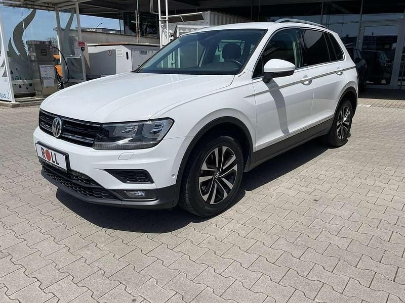 Pure white Gebraucht 2020 VW Tiguan United SUV | 23.990 € (Etwas zu teuer) - Bild 1/4