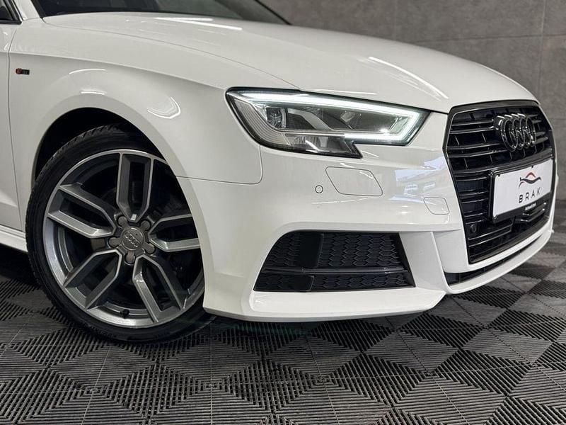 Gebraucht Audi A3 S-Line 150 PS (110 kW) 2019 Weiß Limousine