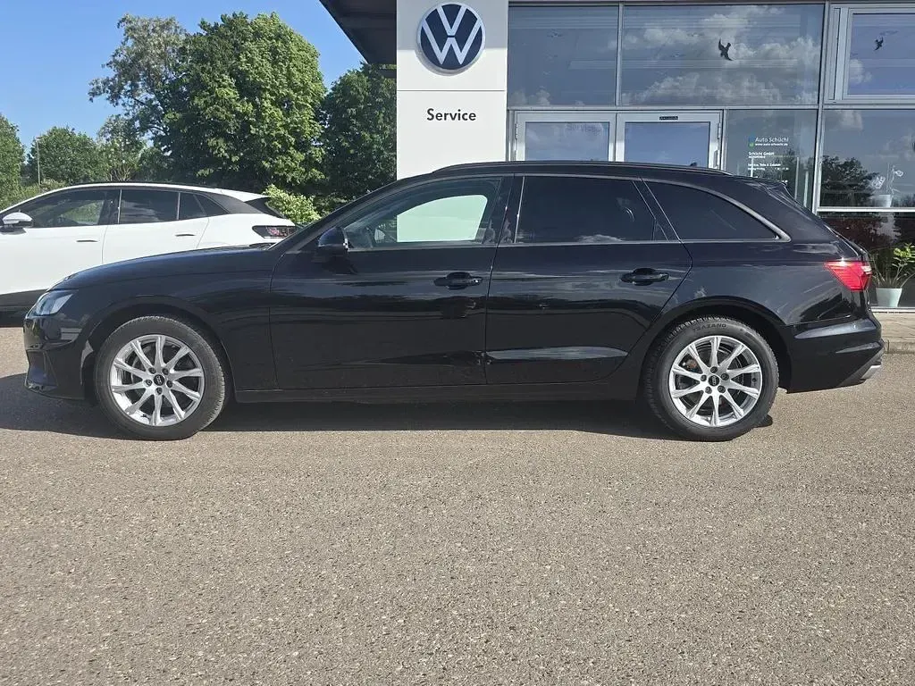 Gebraucht Audi A4 150 PS (110 kW) 2022 Schwarz Kombi