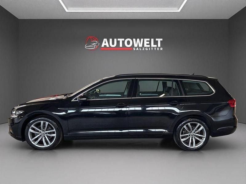 Gebraucht VW Passat Business 200 PS (147 kW) 2022 Schwarz Kombi