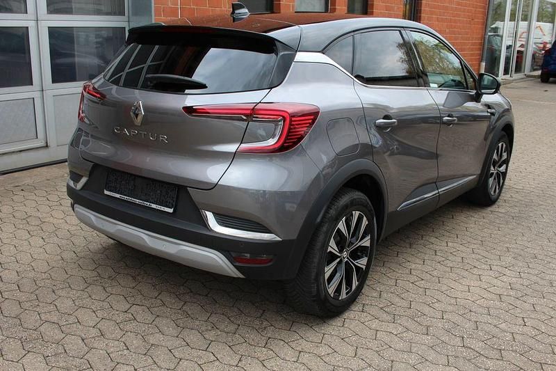 Gebraucht Renault Captur Techno 140 PS (102 kW) 2023 Grau SUV