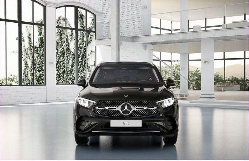 Gebraucht Mercedes GLC300e 333 PS (244 kW) 2024 SUV