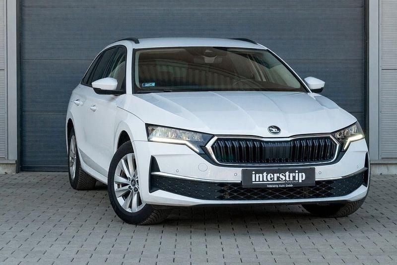 Gebraucht Skoda Octavia Selection 150 PS (110 kW) 2023 Weiß Kombi