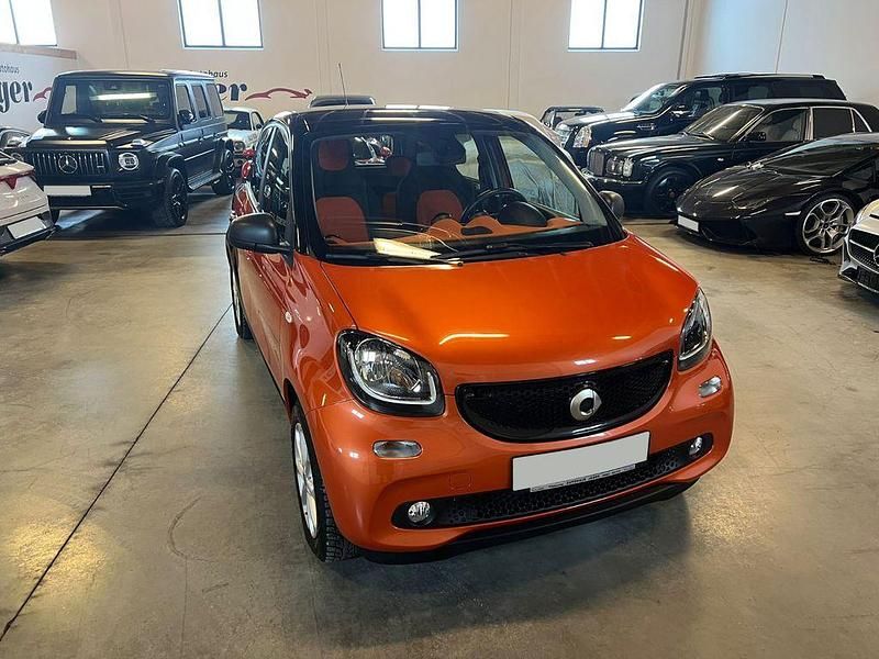 Gebraucht Smart ForFour Basis 90 PS (66 kW) 2018 Schwarz Kleinwagen