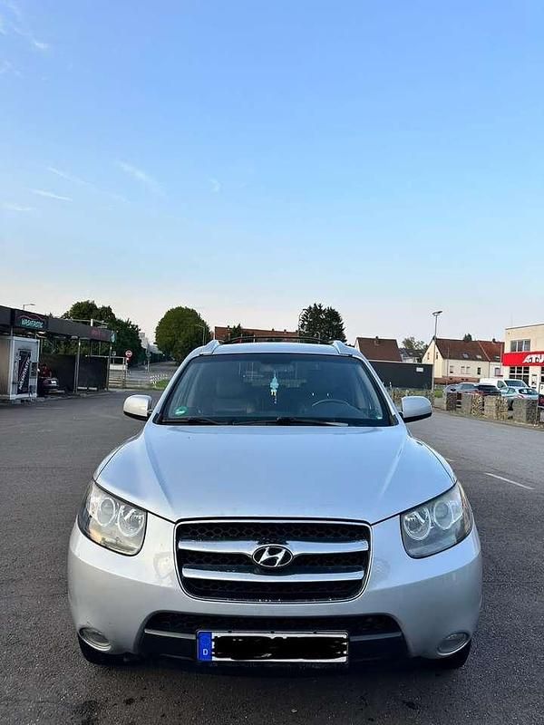 Gebraucht 2009 Hyundai Santa Fe GLS SUV | 6.999 € (Etwas zu teuer) - Bild 1/4