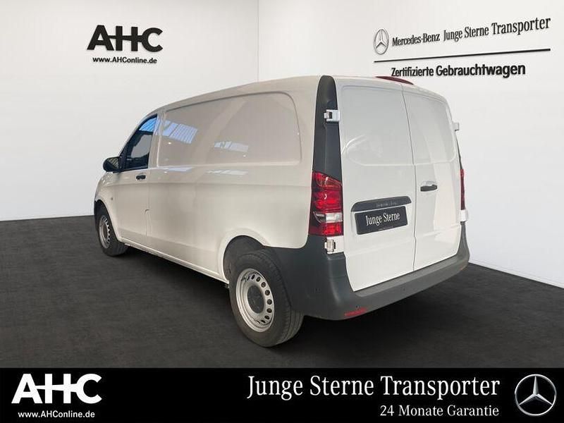 Second-hand Mercedes Vito 163 CP (119 kW) 2022 Alb Van