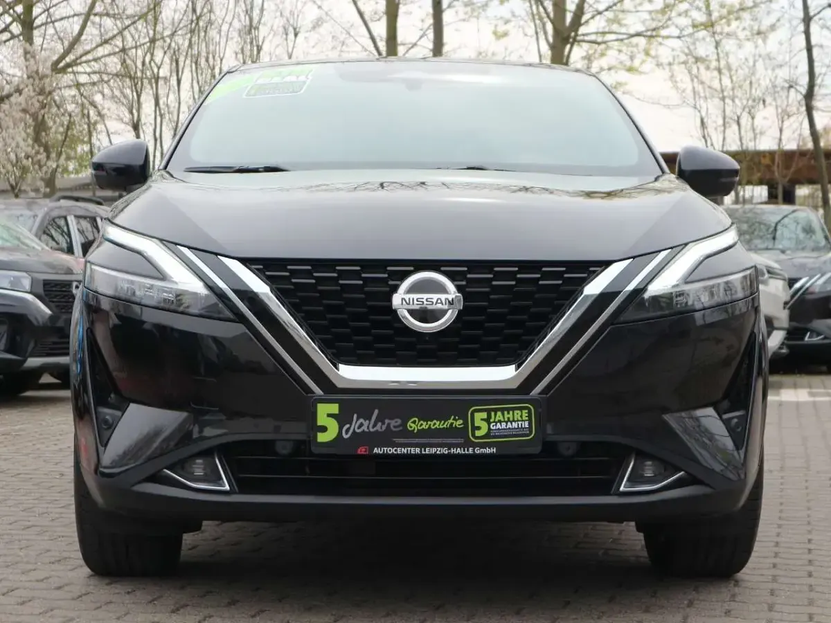 Gebraucht Nissan Qashqai Tekna 158 PS (116 kW) 2022 Black (m) SUV