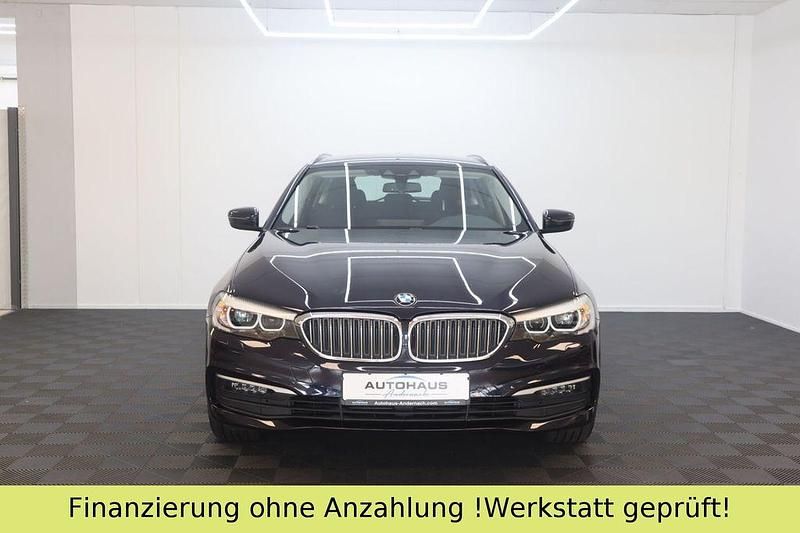 Blau Gebraucht 2019 BMW 520 Performance Kombi | 24.990 € (Guter Preis) - Bild 1/4