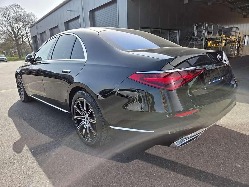 Gebraucht Mercedes S350 313 PS (230 kW) 2024 Schwarz Limousine