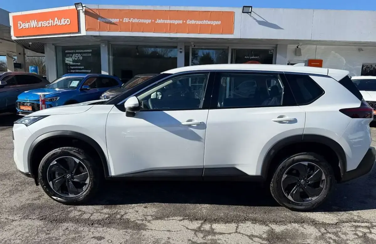 Neu Nissan X-Trail 163 PS (119 kW) 2026 Weiß SUV