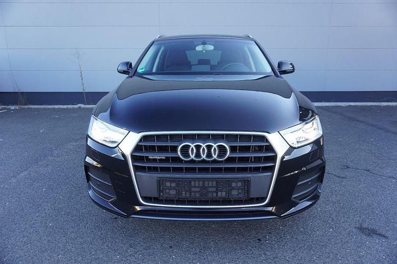 Gebraucht Audi Q3 Sport 184 PS (135 kW) 2015 Schwarz SUV