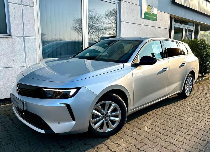 Silber Gebraucht 2024 Opel Astra Enjoy Kombi | 22.599 € (Guter Preis) - Bild 1/4