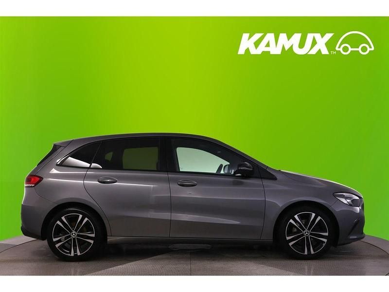 Gebraucht Mercedes B200 Progressive 150 PS (110 kW) 2019 Mountaingrau Van / Kleinbus