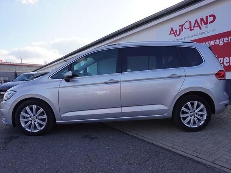 Gebraucht VW Touran Highline 150 PS (110 kW) 2018 Andere Van / Kleinbus