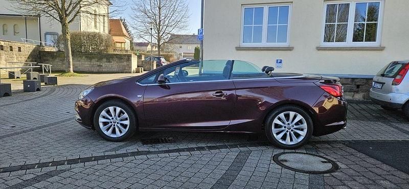 Gebraucht Opel Cascada Innovation 140 PS (102 kW) 2014 Cabrio
