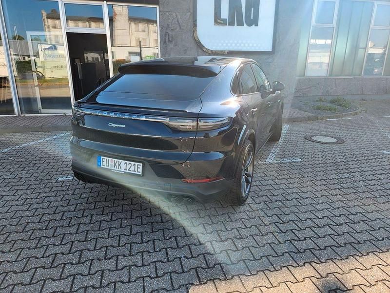 Second-hand Porsche Cayenne 462 CP (339 kW) 2020 Albastru SUV