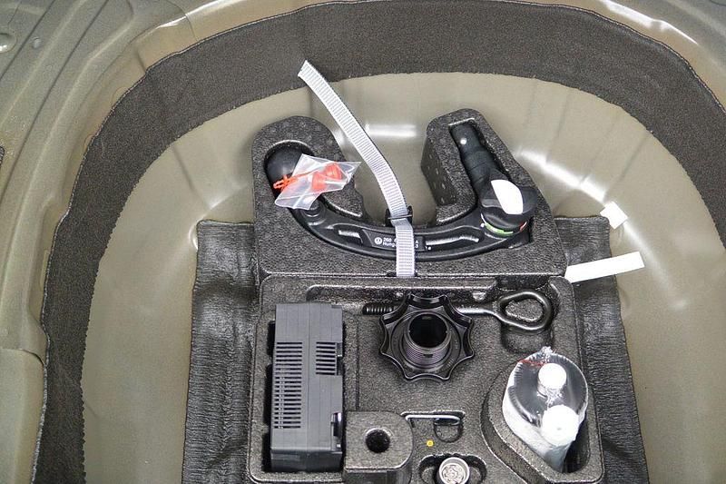 Neu VW T-Cross Edition 116 PS (85 kW) 2026 Deep black perleffekt SUV