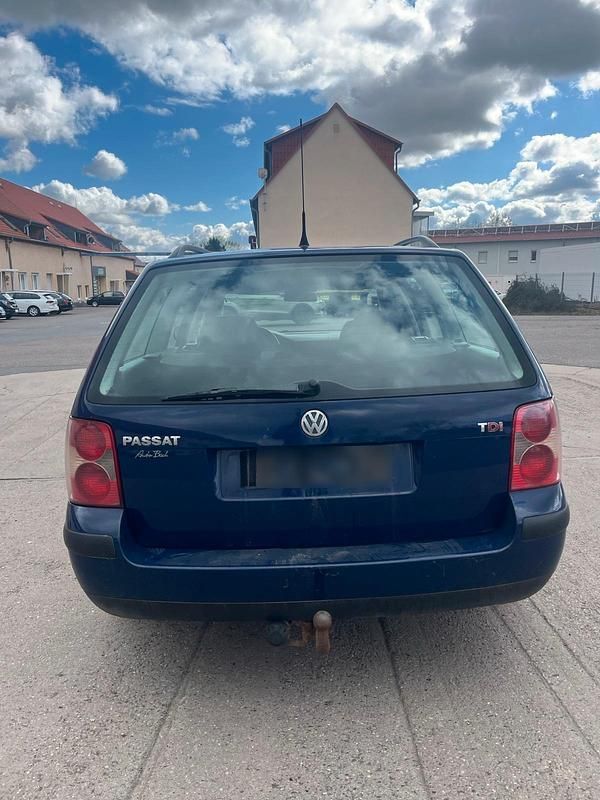 Gebraucht VW Passat 131 PS (96 kW) 2002 Kombi