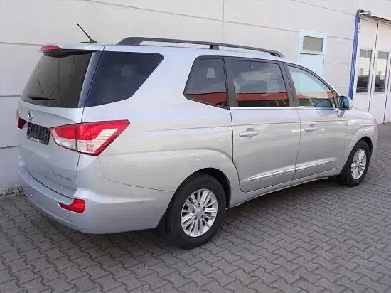 Usata SsangYong Rodius 178 CV (130 kW) 2018 Argento Monovolume