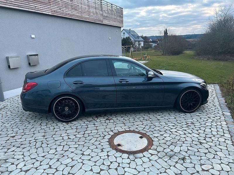 Gebraucht Mercedes C220 AMG line 170 PS (125 kW) 2014 Grau Limousine