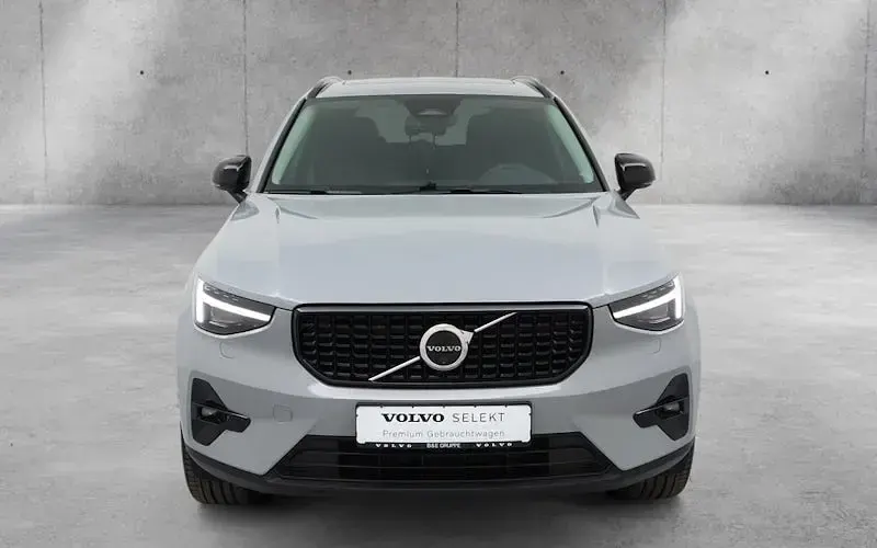Gebraucht Volvo XC40 Ultra 197 PS (144 kW) 2024 Grau SUV