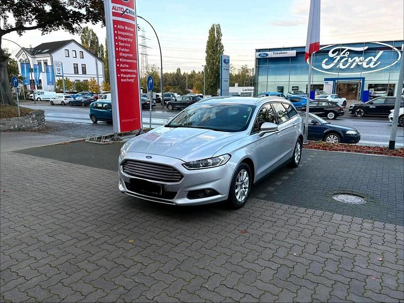 Silber Gebraucht 2017 Ford Mondeo Kombi | 9.280 € (Superpreis) - Bild 1/4
