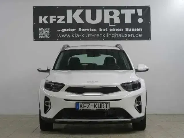 Gebraucht Kia Stonic Vision 101 PS (74 kW) 2024 Weiß SUV