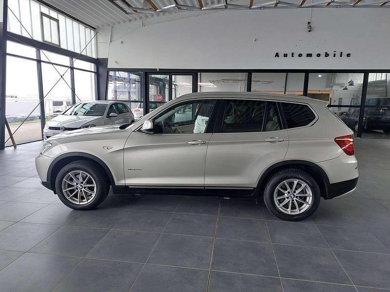 Gebraucht BMW X3 184 PS (135 kW) 2011 Silber SUV