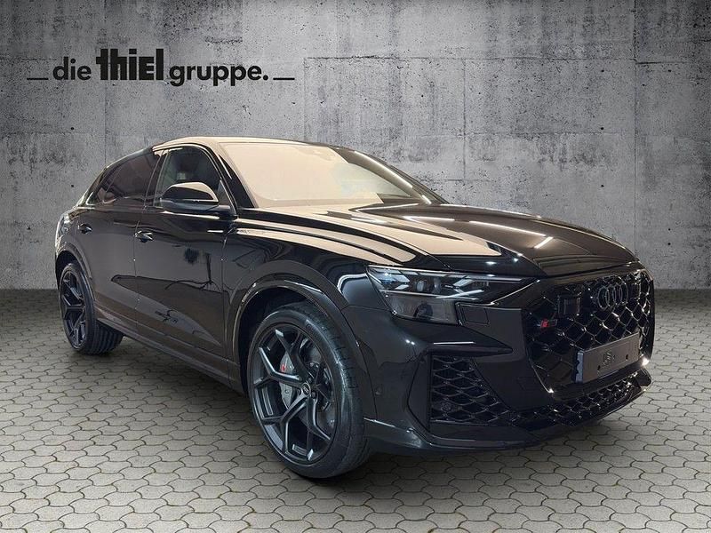 Neu Audi RS Q8 Advanced 640 PS (470 kW) 2026 Schwarz SUV