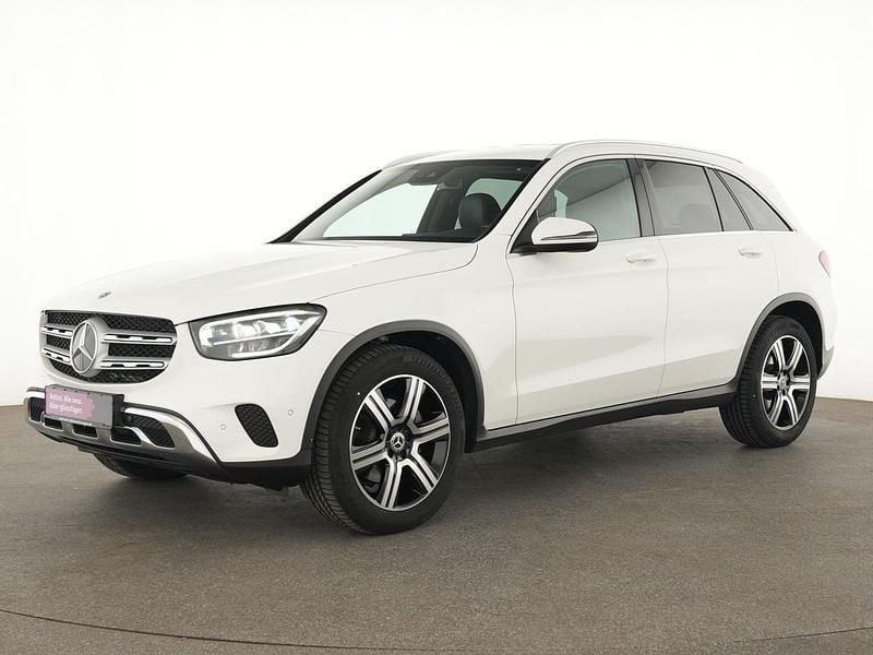 Polarweiss Gebraucht 2021 Mercedes GLC200 SUV | 34.978 € (Superpreis) - Bild 1/4