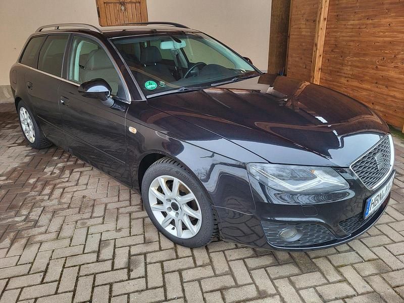 Gebraucht Seat Exeo Style 143 PS (105 kW) 2012 Schwarz Kombi