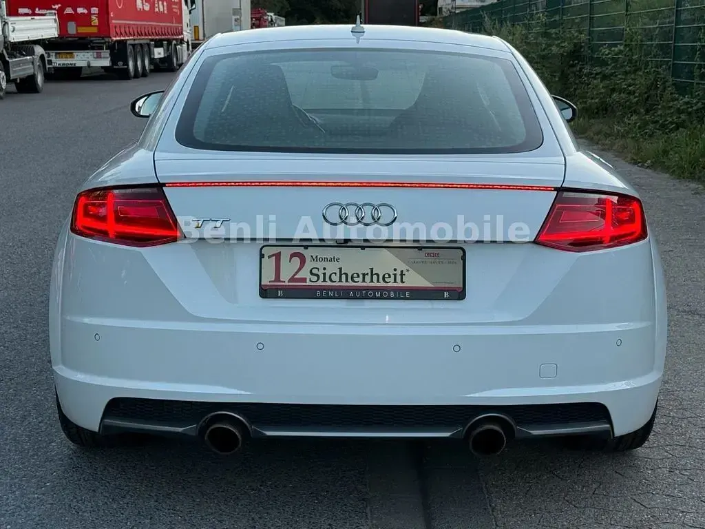 Gebraucht Audi TT S-Line 230 PS (169 kW) 2015 Gletscherweiss Coupé