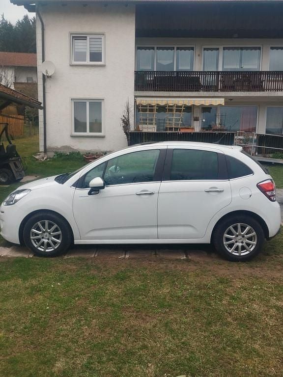 Gebraucht Citroën C3 Exclusive 82 PS (60 kW) 2014 Weiß Limousine