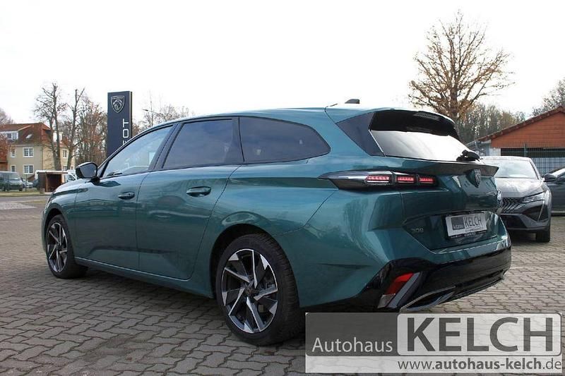 Gebraucht Peugeot 308 SW Allure 131 PS (96 kW) 2023 Avatar blau (metallic) Kombi