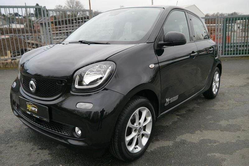 Gebraucht Smart ForFour Electric Drive 60 kW (82 PS) 2019 Schwarz Limousine