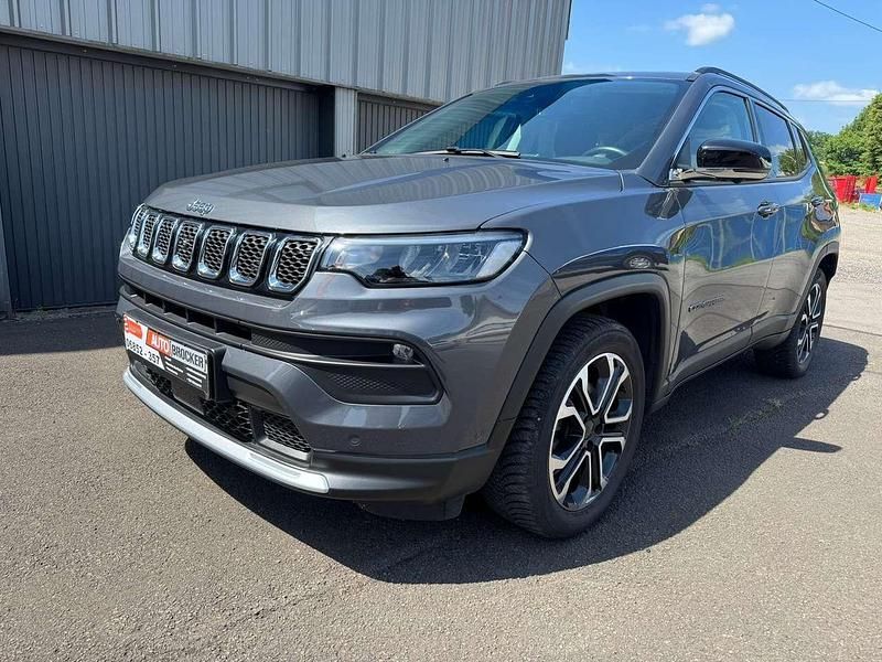 Graphite grey metallic Gebraucht 2022 Jeep Compass Limited SUV | 24.990 € (Fairer Preis) - Bild 1/4