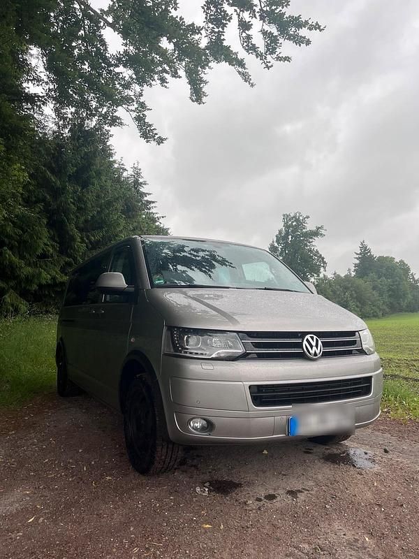 Beige Gebraucht 2013 VW T5 Van | 26.500 € (Teuer) - Bild 1/4
